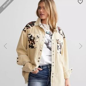 Buckle willow & root pieced corduroy cow print shacket xl oversized